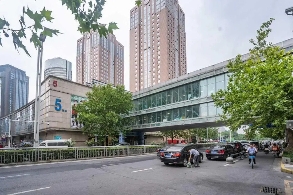 Zhengzhou Zhengdong New District·Convention And Exhibition Center· Locals Apartment 00164350