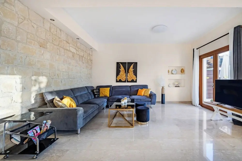 HG07 Adjacent to Aphrodite Hills- Private Pool, Large Terrace