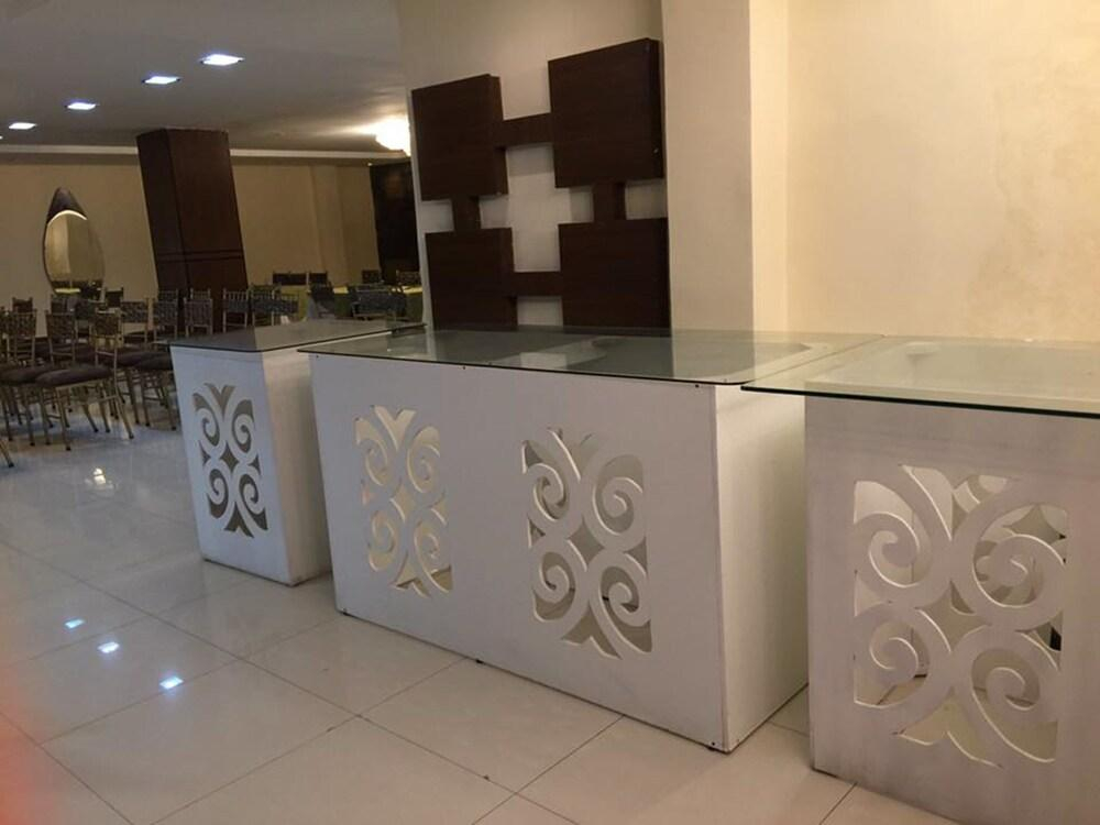 Hotel Cachari