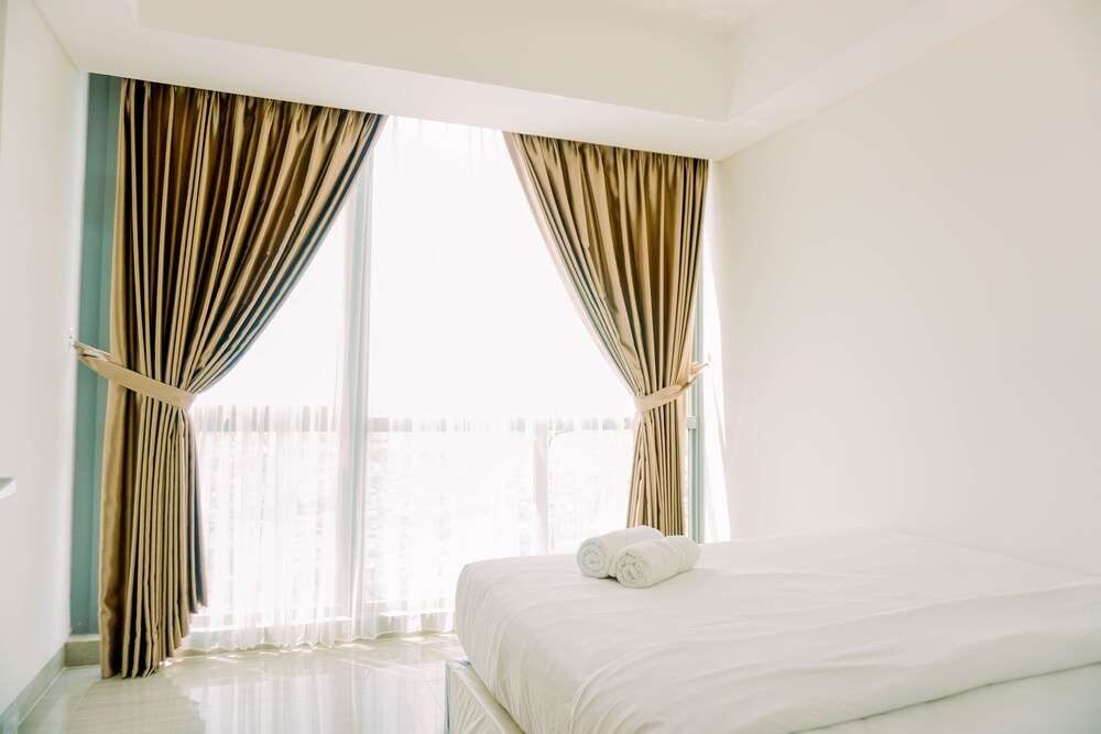 Spacious And Elegant 2Br At 35Th Floor Hillcrest House Apartment