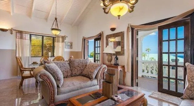 Secret's Oceanfront Vacation Villa