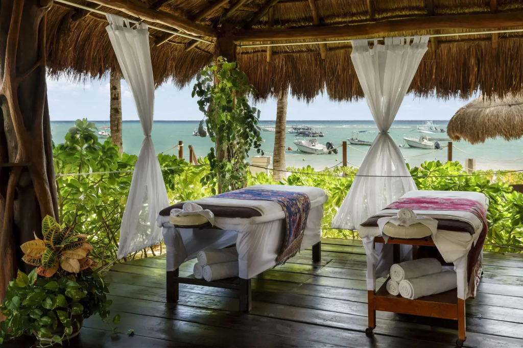 The Reef Coco Beach Resort & Spa- Optional All Inclusive