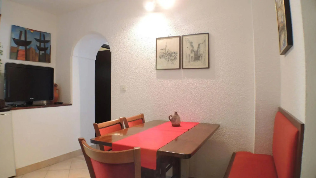 Green Oasis Family Apartments