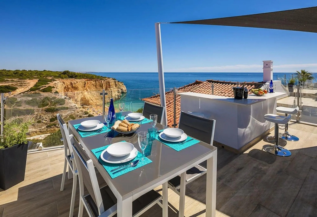 Casa Benagil Mar by Algarve Holidays