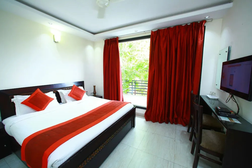 Sparklin Suites