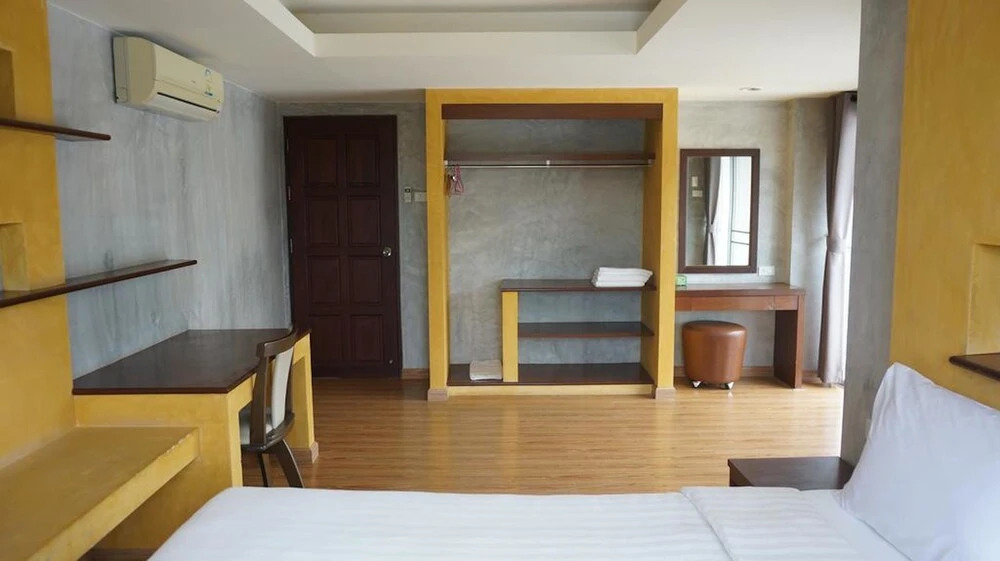 Ingfah Apartment