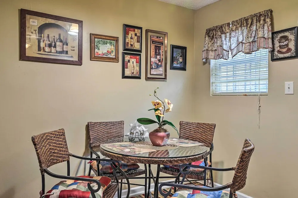 Family Home Near Panola Mountain State Park