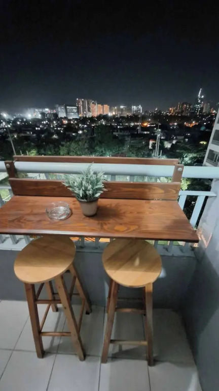 Homey 1BR With Balcony City View in Grace Res