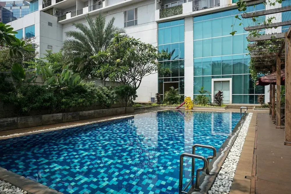 Comfort And Modern Look Studio Apartment At Ambassade Kuningan
