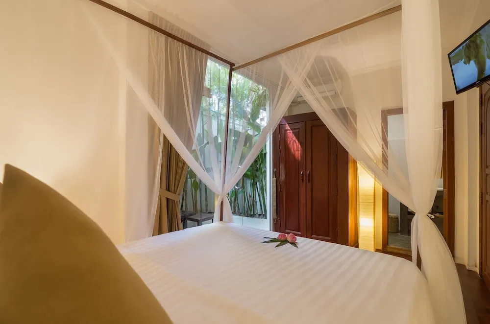 Residence Wat Damnak