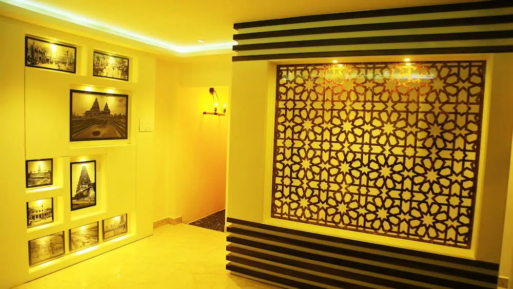 HOTEL KEK GRAND PARK