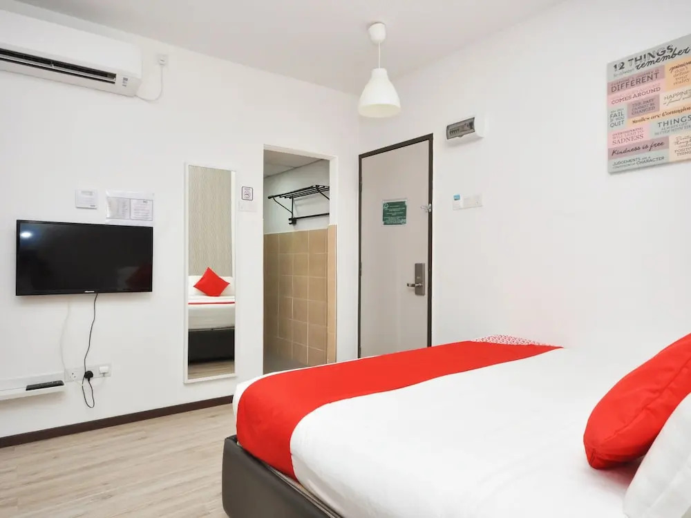 Ada Hotel & Apartment