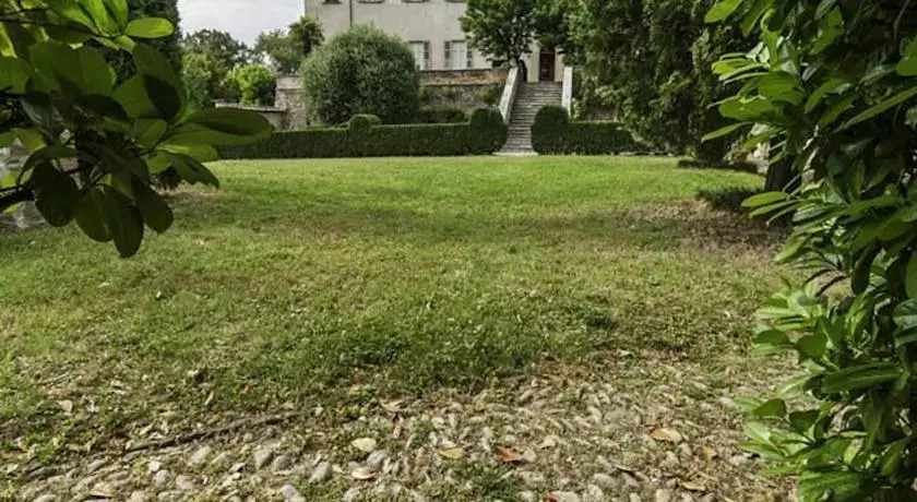 Castello di Coazzolo