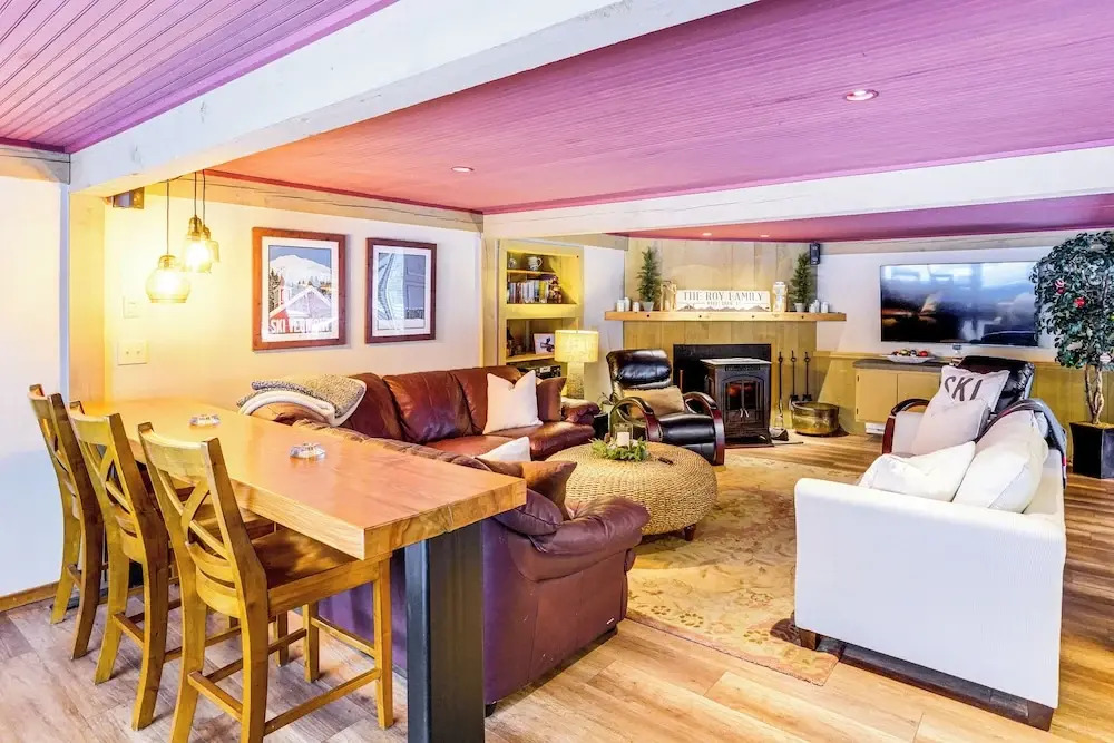 5 Mi to Ski: Family-friendly Home in West Dover!