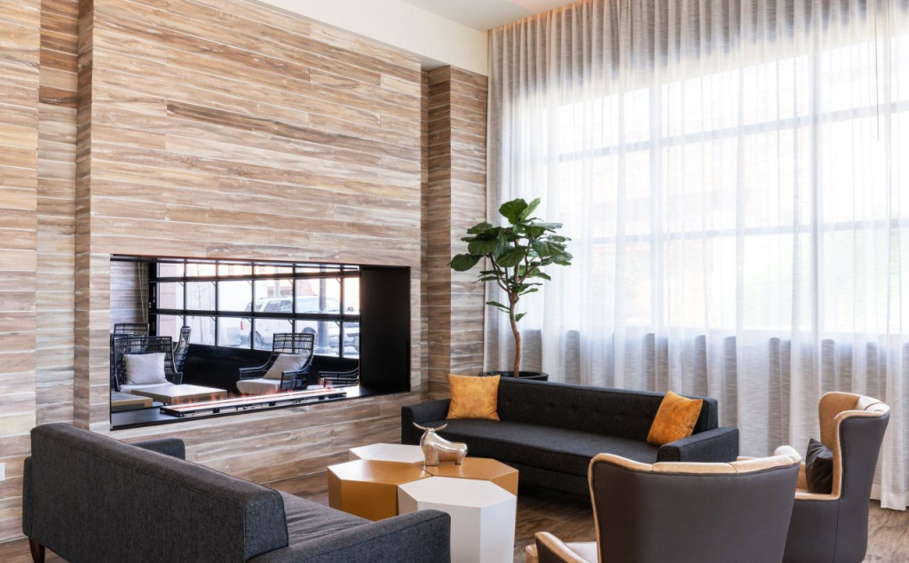 Holiday Inn & Suites Nashville Downtown - Broadway by IHG