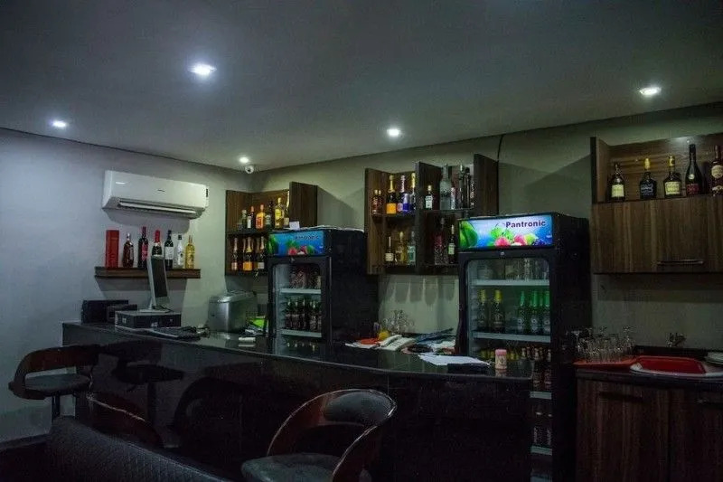 Kemas Suites