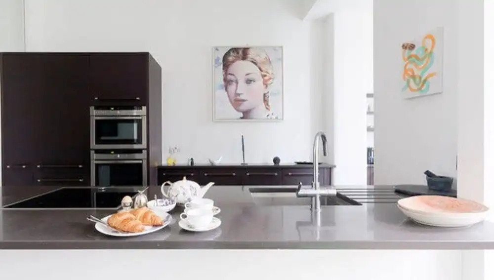 Stylish And Spacious 3 Bed Gdn Flat In Kensington