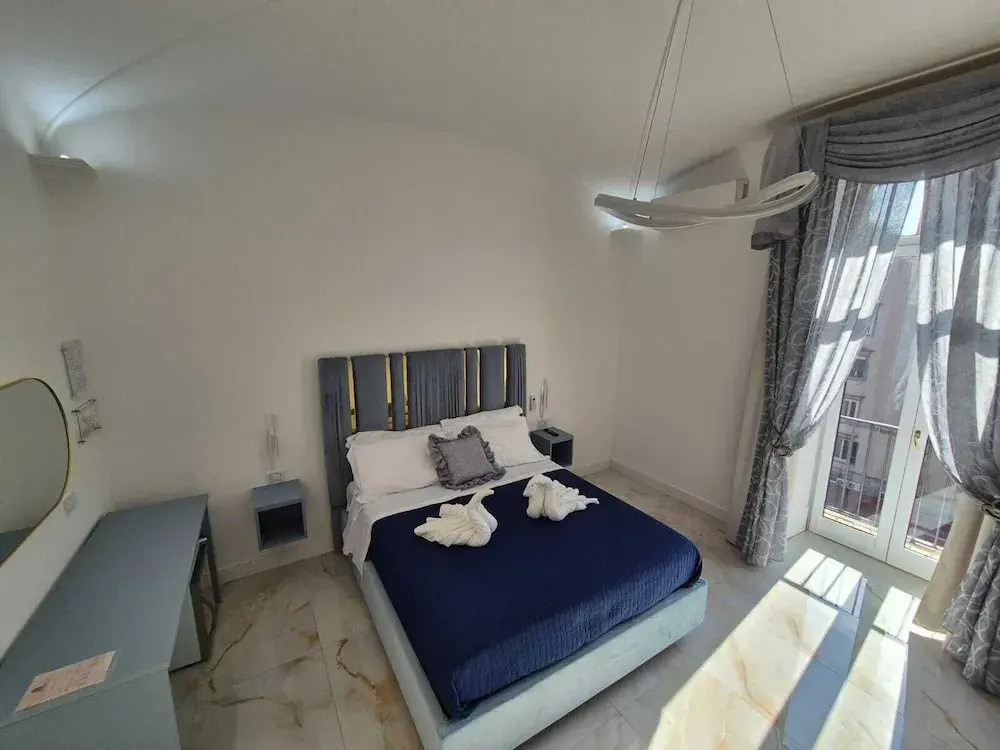 Arco Boutique Rooms