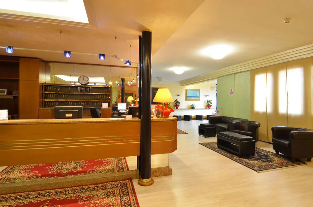 Hotel Oasi