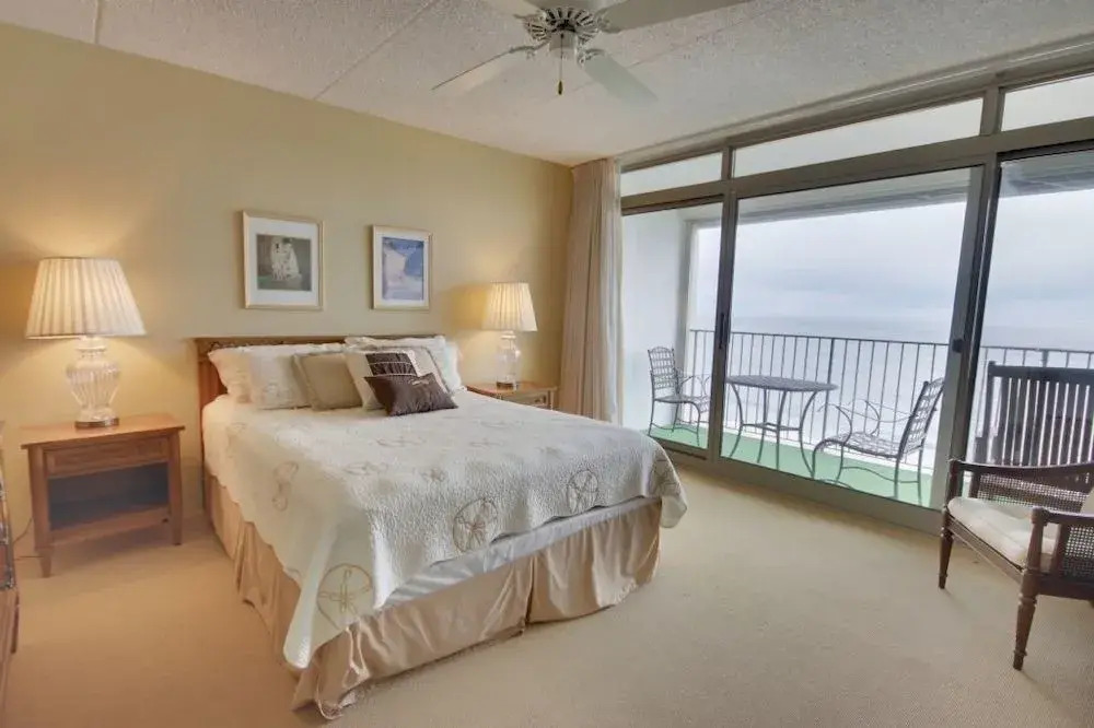 English Towers 1108 - 3 Br Condo