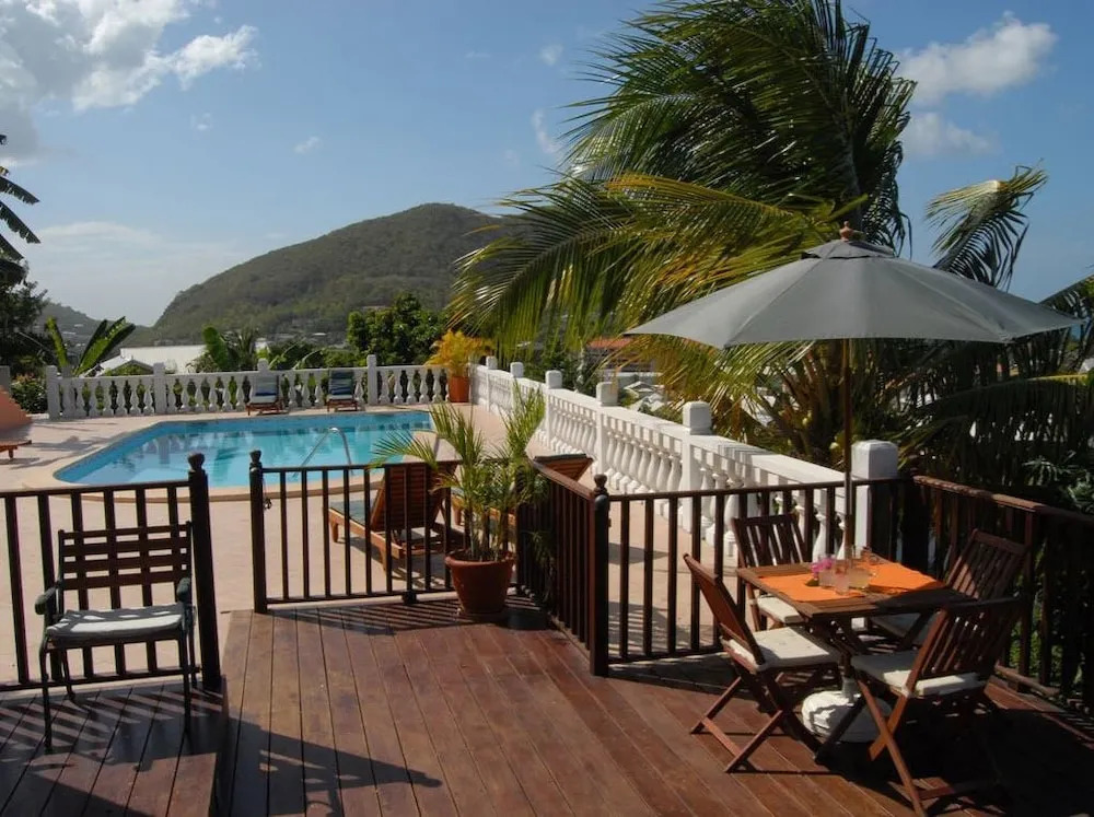 Rodney Bay Hotel