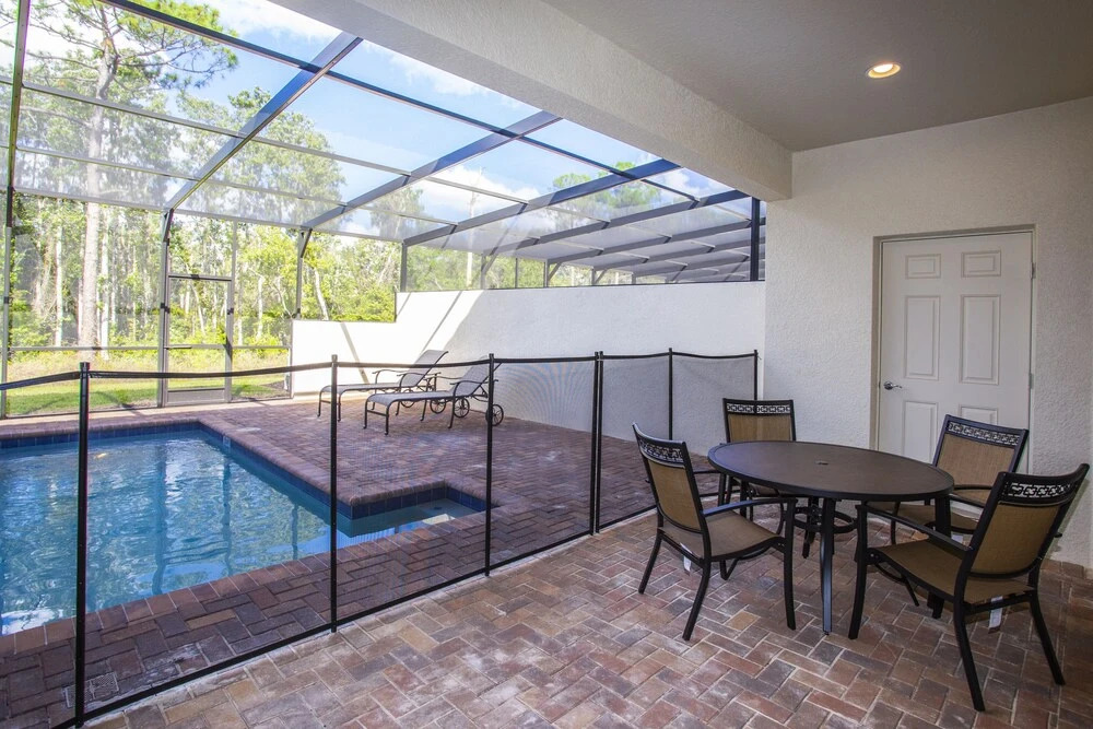 Luxury 5 Bedroom w Private Pool Close to Disney 8875
