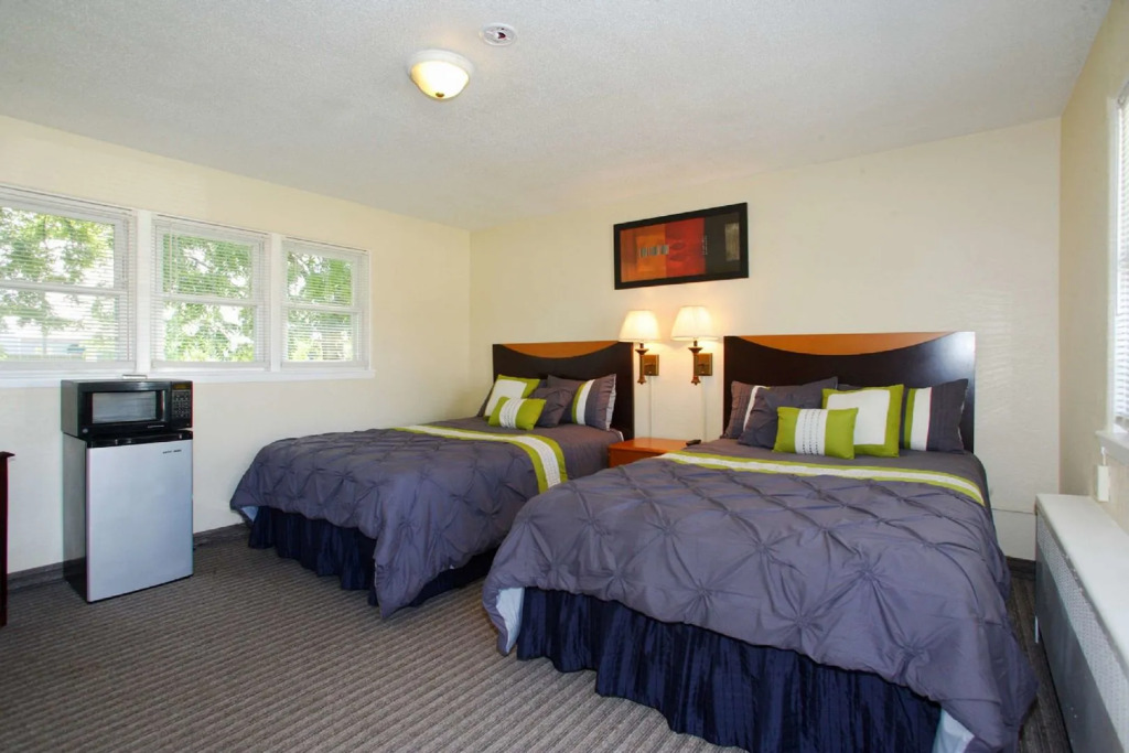 Custom Stay Residence and Suites