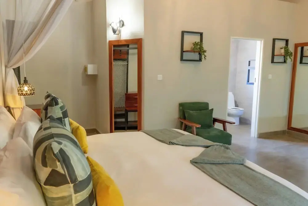 Kasambabezi Lodge