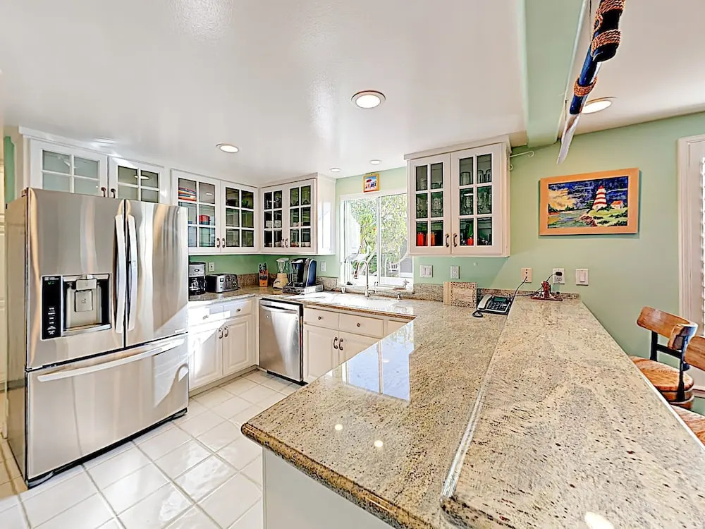 124 Oxnard - 3 Br Home