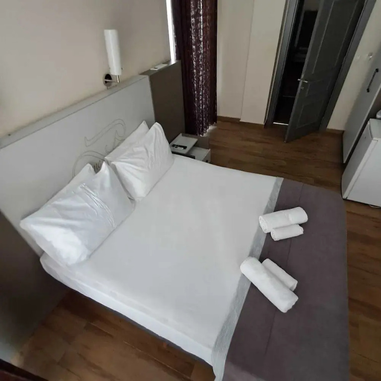 BONE BEST OTEL