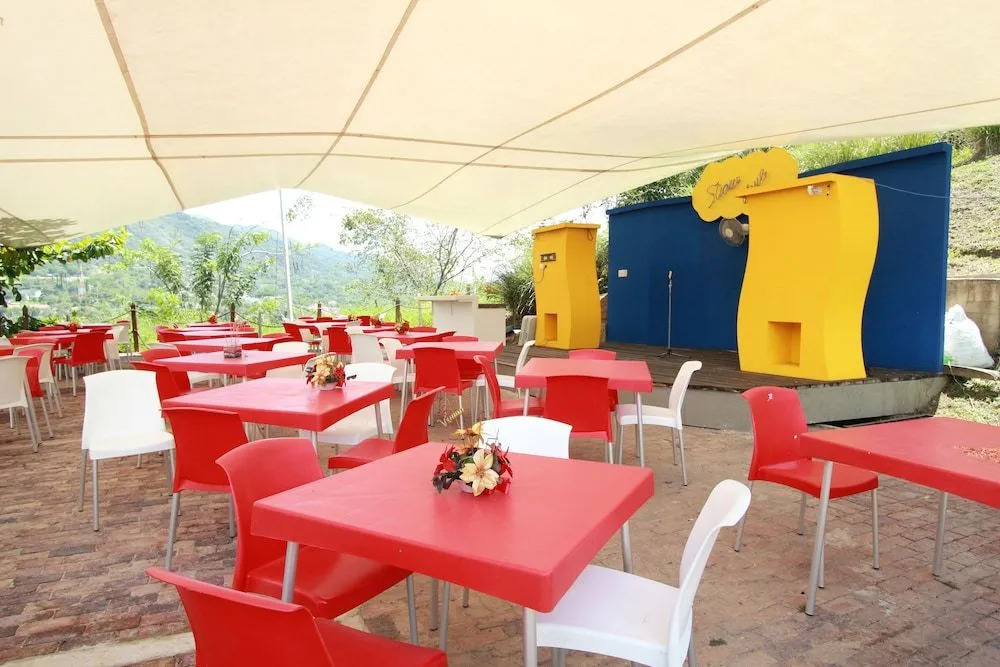Villeta Resort Hotel