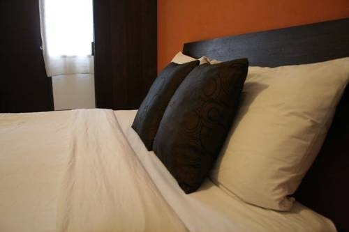 Malis Room