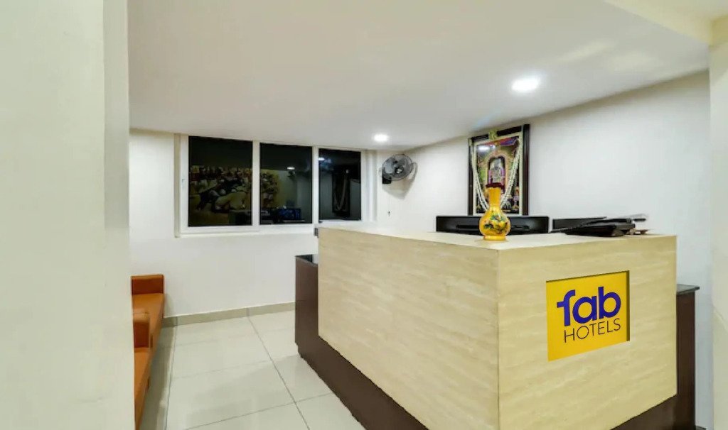 FabHotel Chakkra Residency