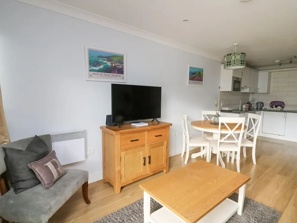 Flat 2