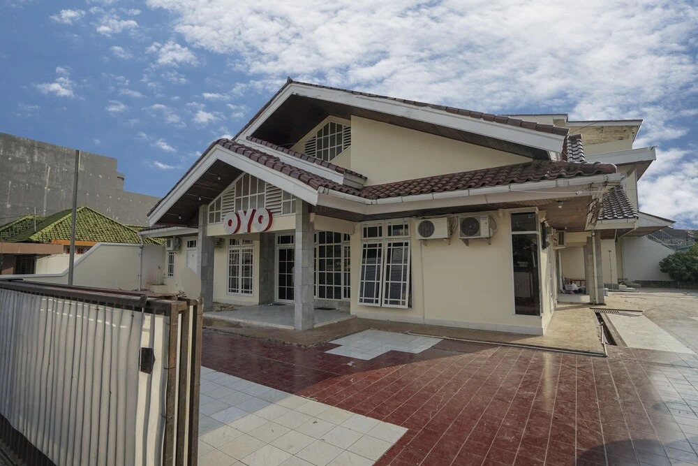 Oyo 1026 Cendrawasih Homestay
