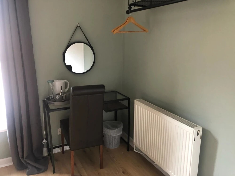 Lark Lane Rooms