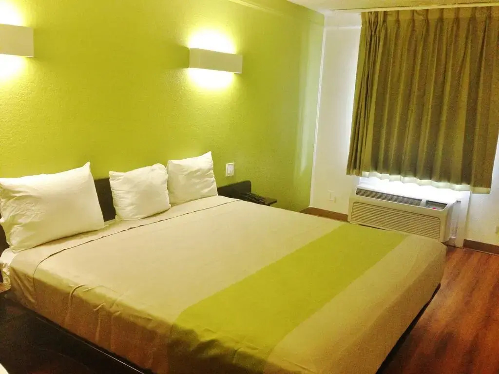 Motel 6-Austin, TX - Midtown