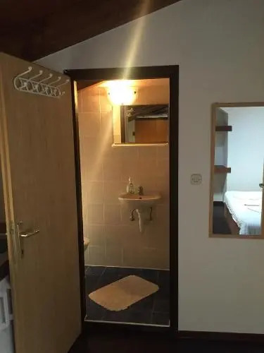 Boutique House Djak