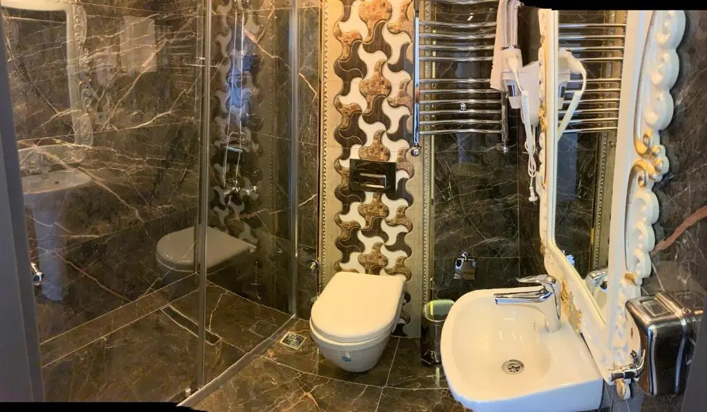 Grand Kavi Hotel