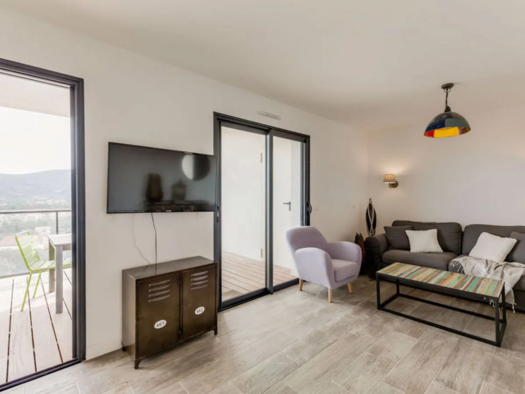 Le Palazzu 33563