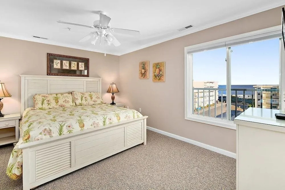 Whispering Sands 401 - 3 Br Condo