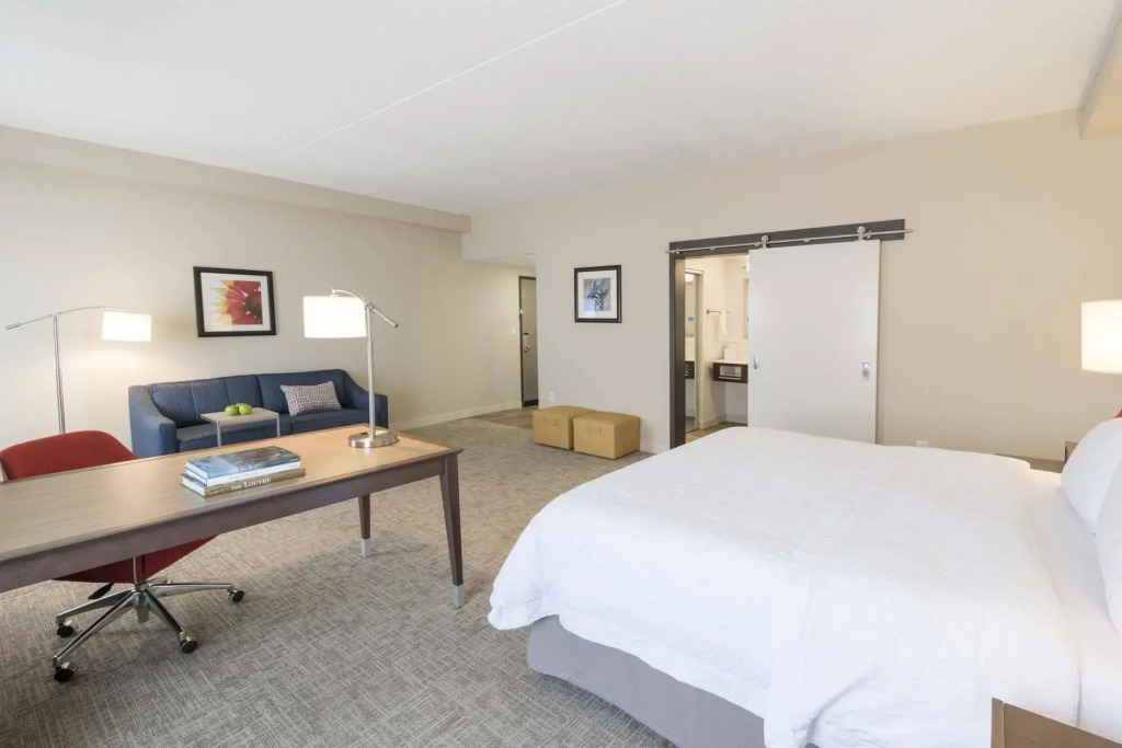 Hampton Inn & Suites Tulsa Downtown, Ok