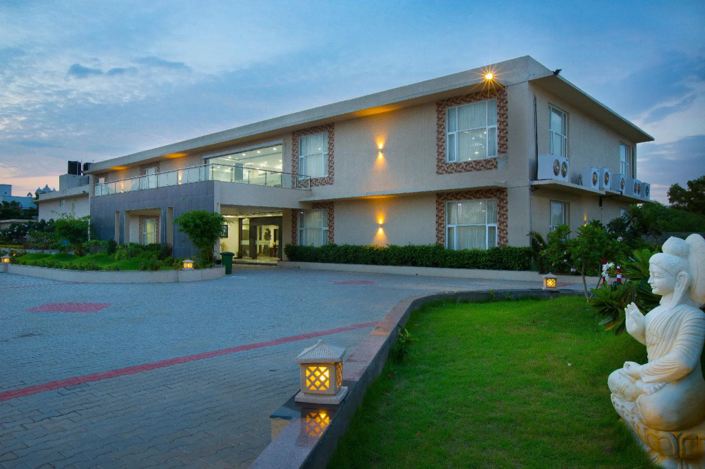 Landmark Pallavaa Beach Resorts Mahabalipuram