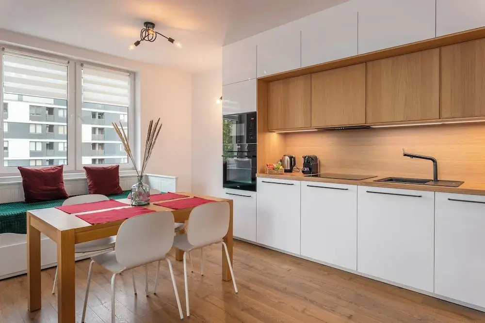Pure Home Premium Apartments - Parking Free