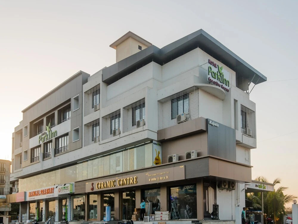 OYO 14377 Park Inn
