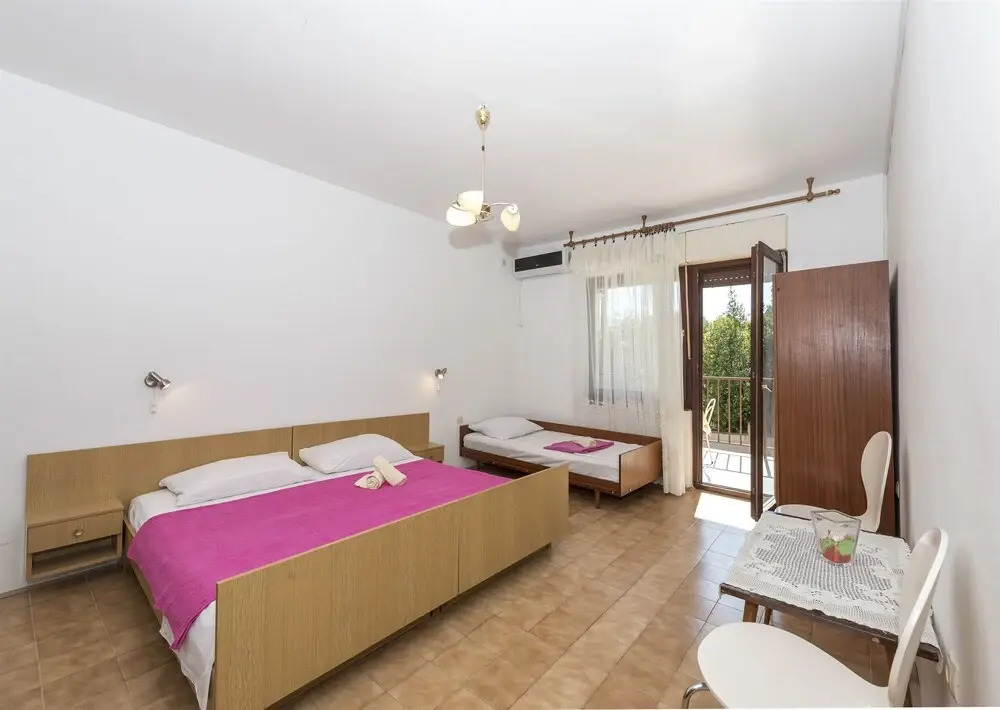 Apartments Desa