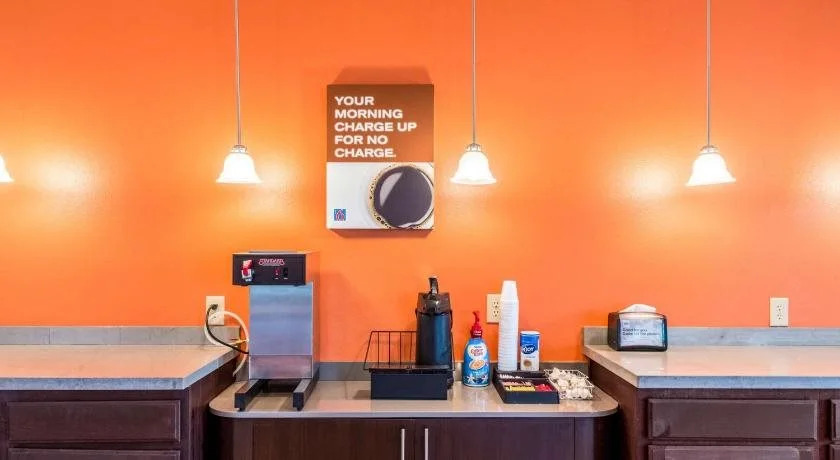 Motel 6 Jourdanton