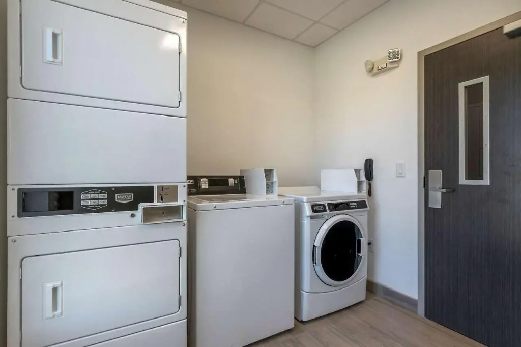 Holiday Inn Express & Suites Choctaw - Oklahoma City East by IHG