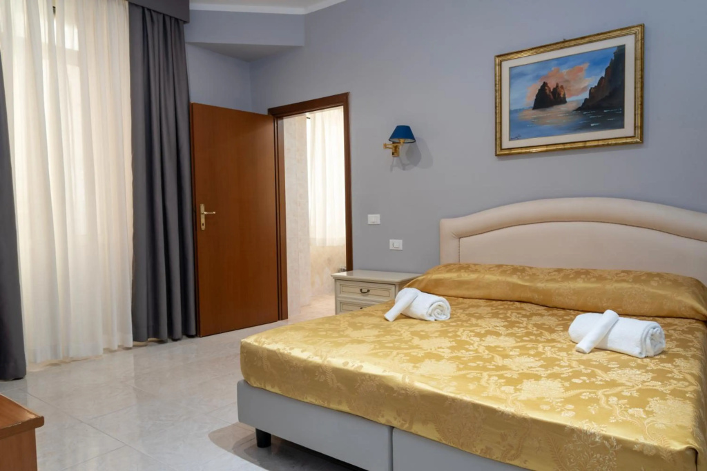 Hotel Philia