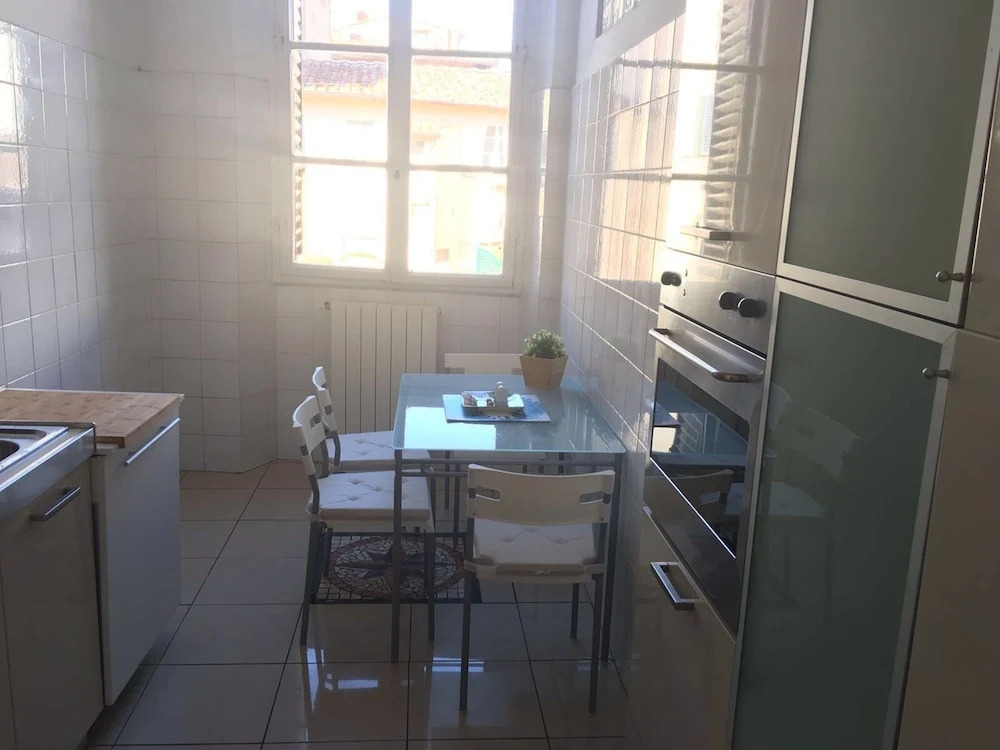 Florence Apartments